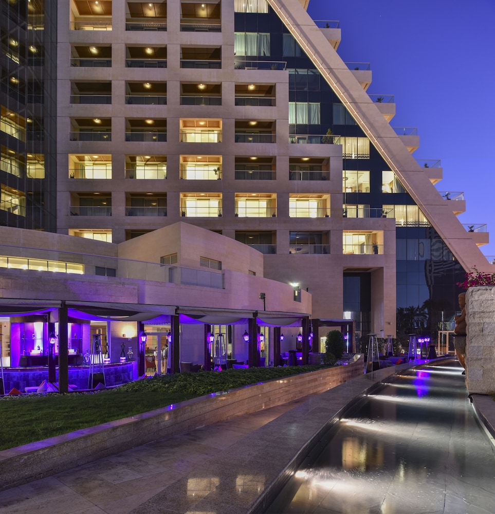 Raffles Dubai — Hotel building in Dubai
