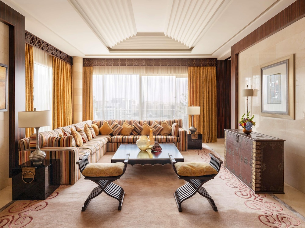 Raffles Dubai — Hotel rooms in Dubai