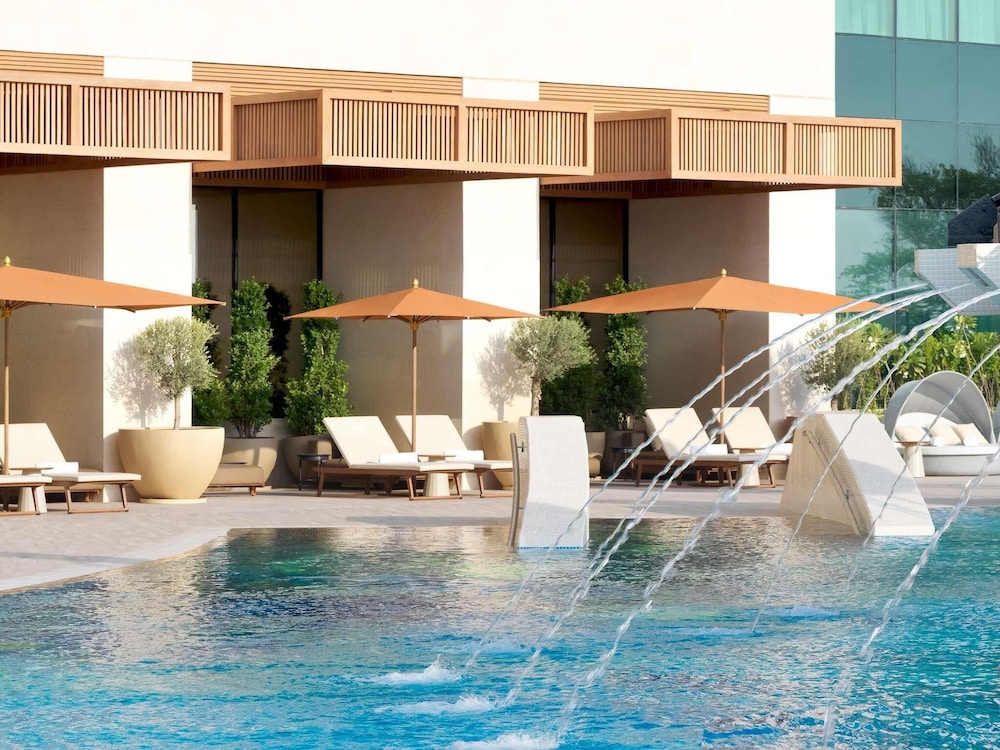 Raffles Dubai — Swimming pool in Dubai