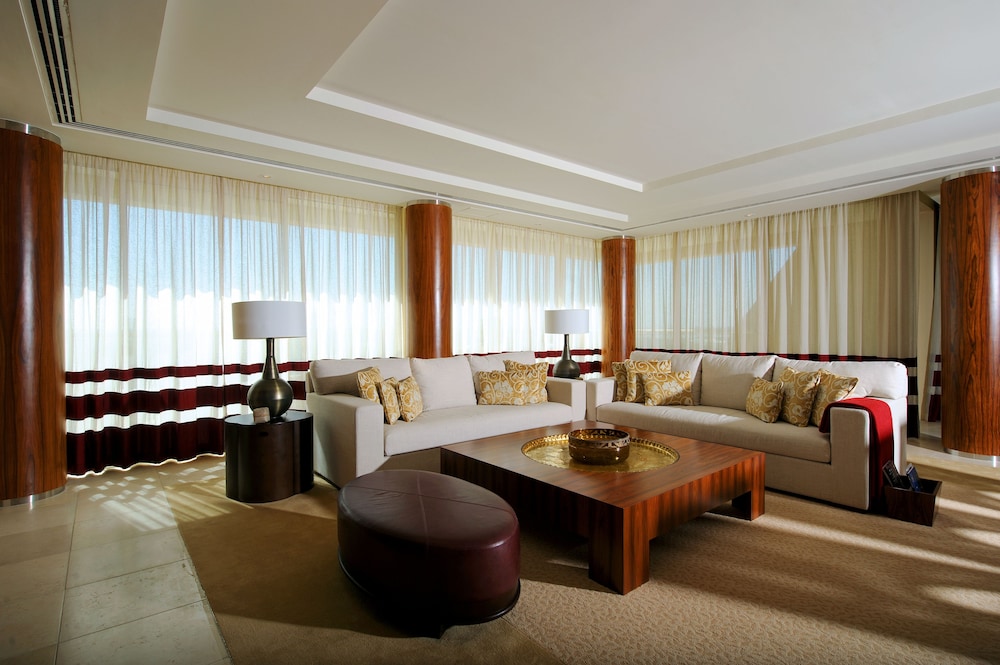Raffles Dubai — Hotel rooms in Dubai