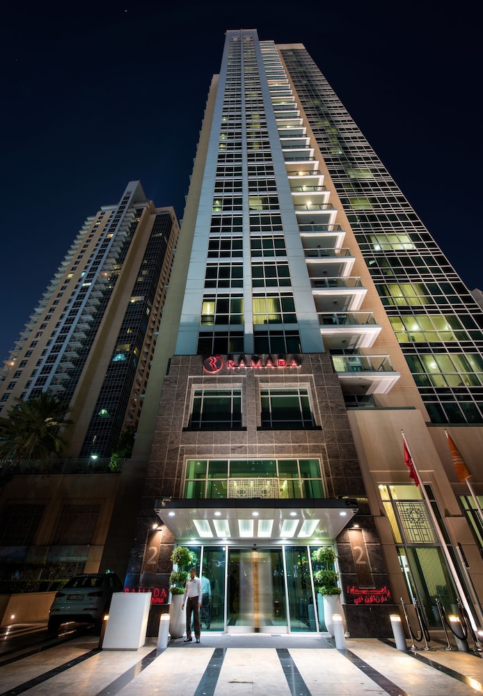 Wyndham Downtown Dubai — Hotel building in Dubai