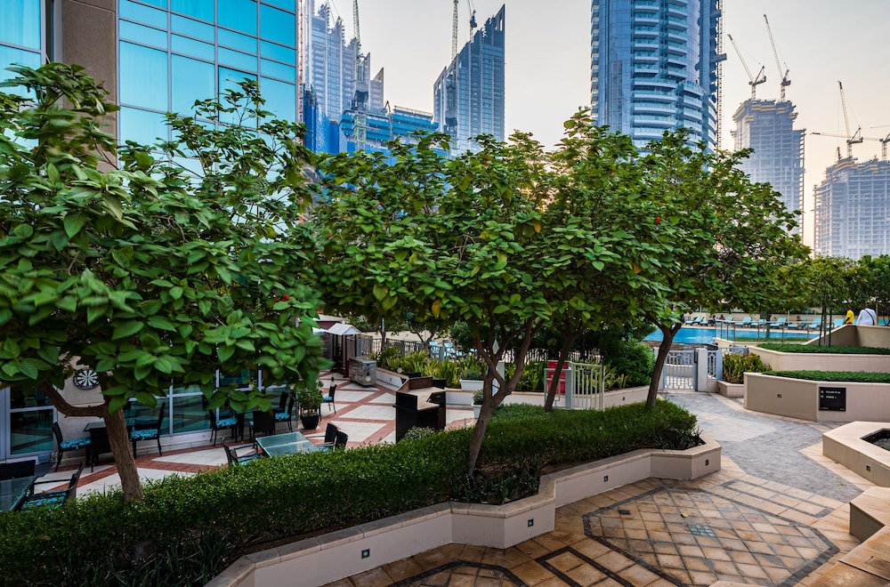 Wyndham Downtown Dubai — Attractions in the area in Dubai