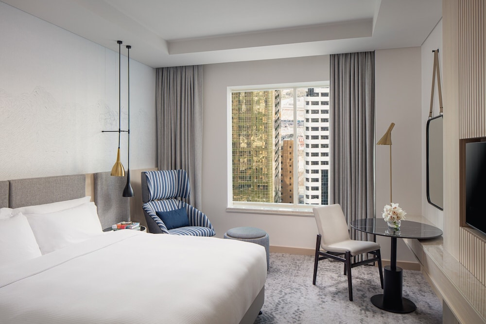 Towers Rotana — Hotel rooms in Dubai