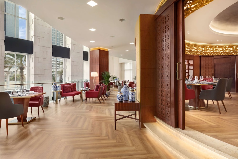 Shangri-La Dubai — Restaurant & bars in Dubai