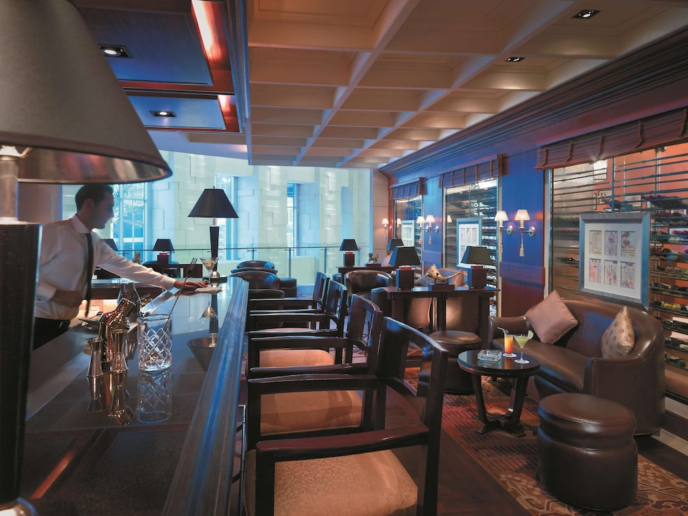 Shangri-La Dubai — Restaurant & bars in Dubai