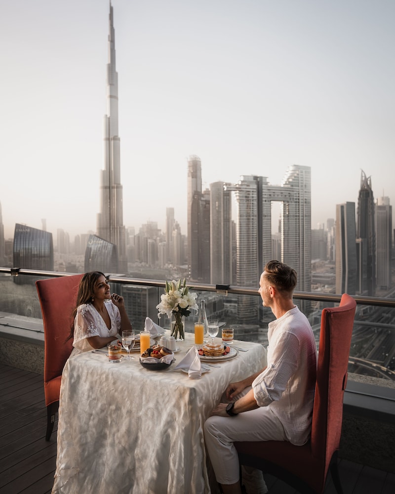 Shangri-La Dubai — Restaurant & bars in Dubai