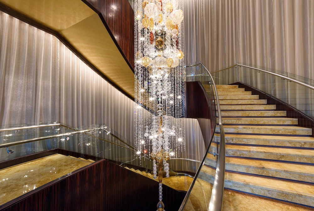 Shangri-La Dubai — Hotel building in Dubai