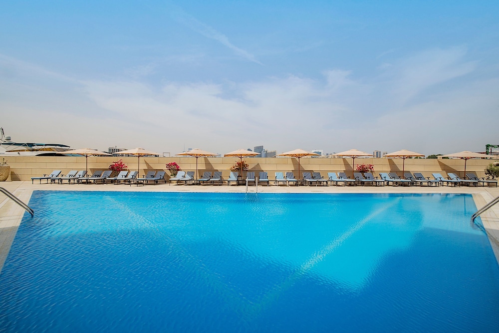 Sheraton Dubai Creek Hotel & Towers - zdjęcie 2