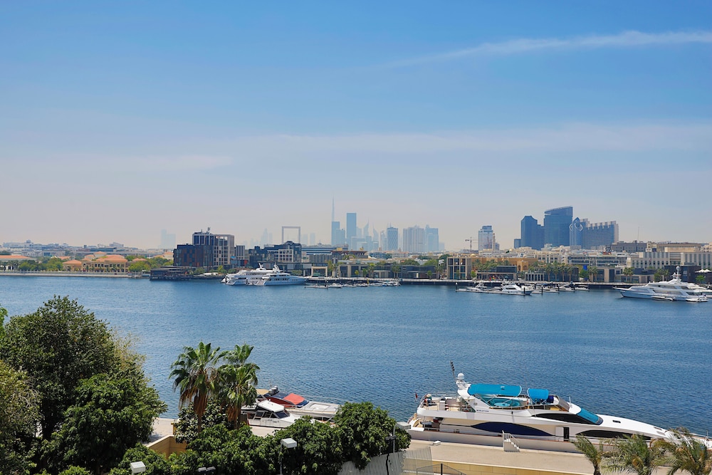 Sheraton Dubai Creek Hotel & Towers — Attractions in the area in Dubai