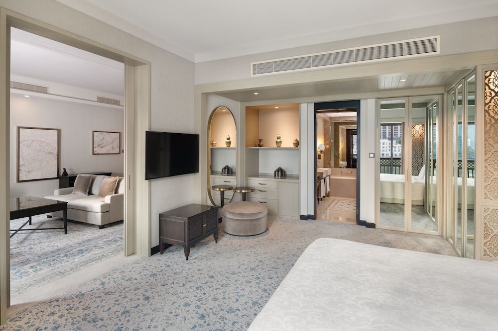 Palace Downtown — Hotel rooms in Dubai