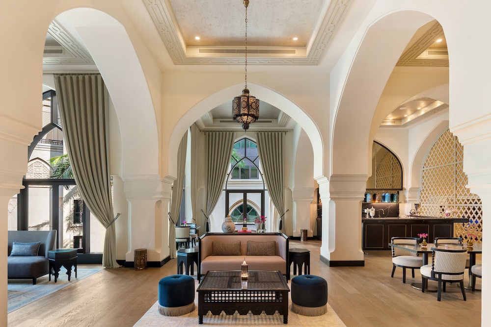 Palace Downtown — Restaurant & bars in Dubai