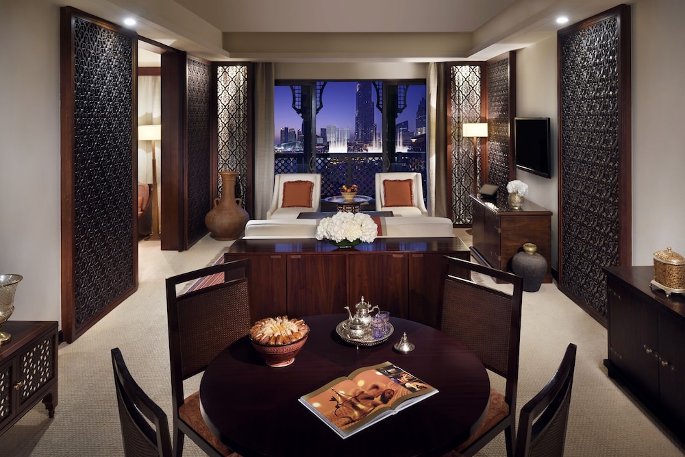 Palace Downtown — Hotel rooms in Dubai