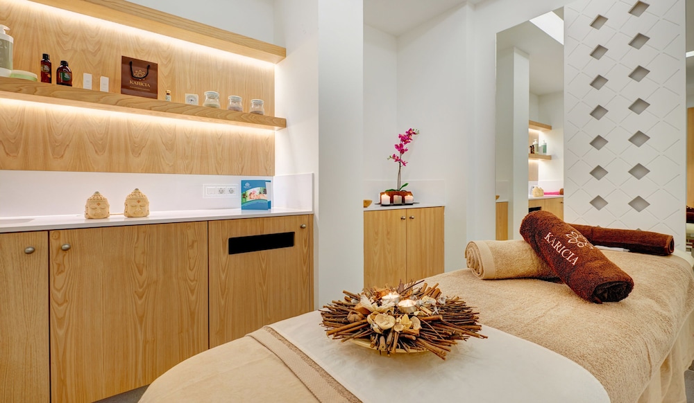 Hipotels Playa de Palma Palace — Spa in Playa de Palma, Balearic Islands