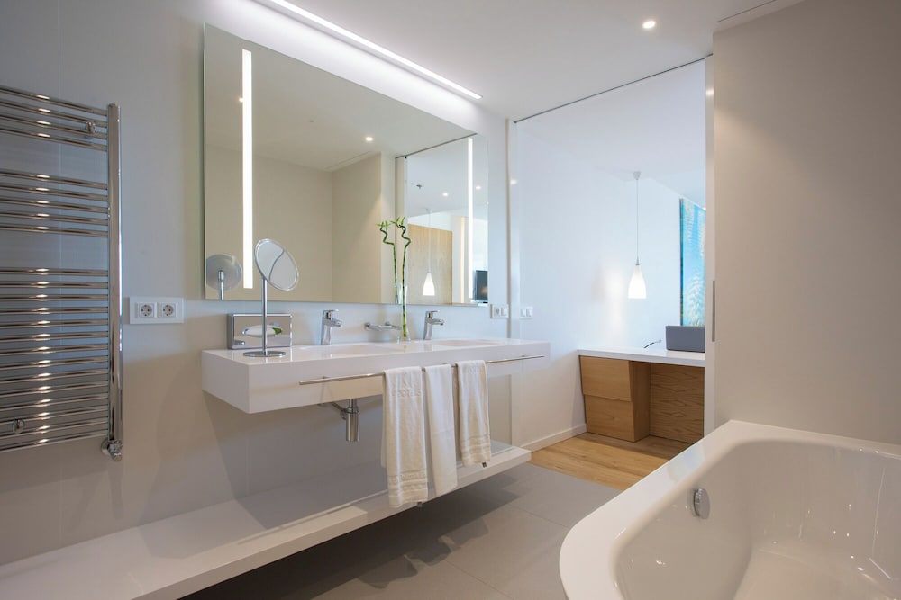 Hipotels Playa de Palma Palace — Hotel rooms in Playa de Palma, Balearic Islands