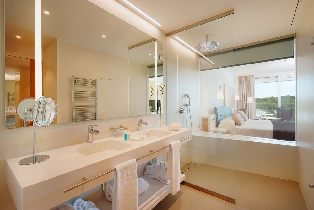 Hipotels Playa de Palma Palace — Hotel rooms in Playa de Palma, Balearic Islands
