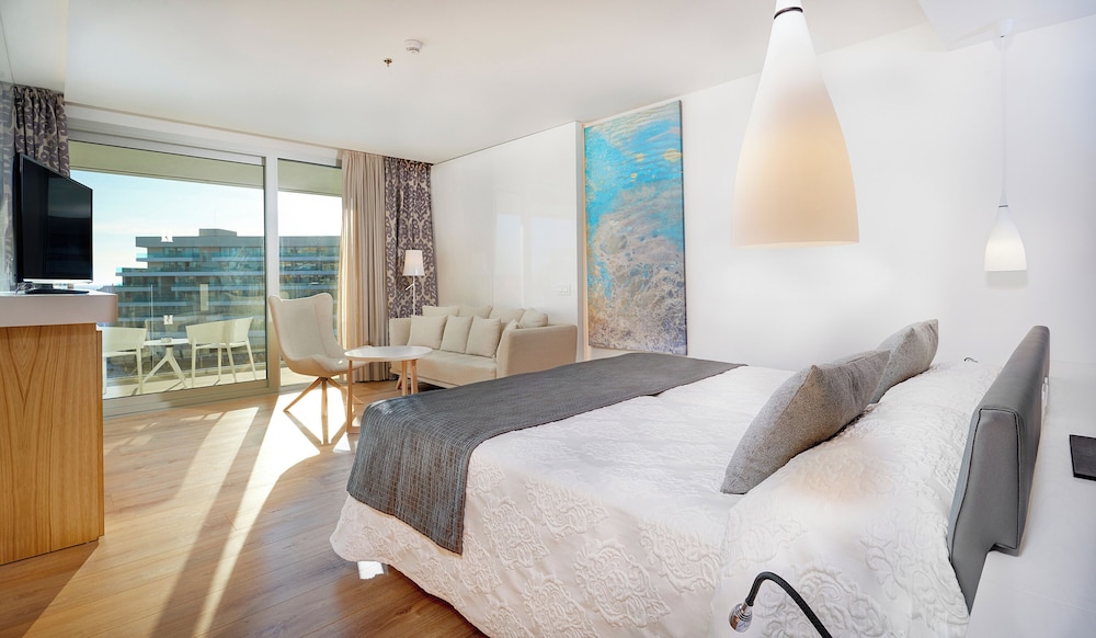 Hipotels Playa de Palma Palace — Hotel rooms in Playa de Palma, Balearic Islands