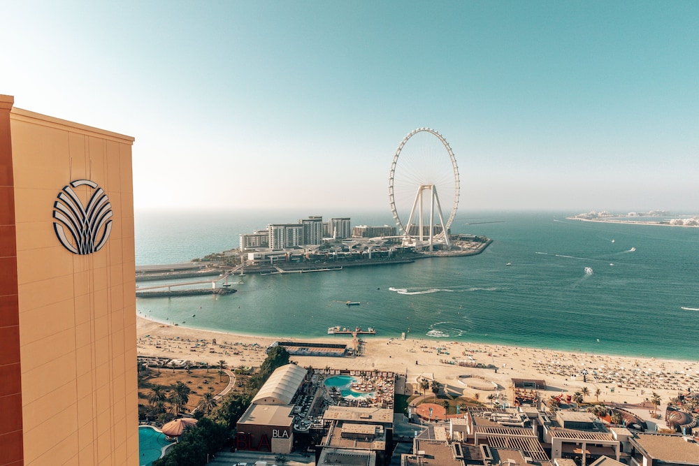 Amwaj Rotana, Jumeirah Beach - Dubai — Main photo in Dubai