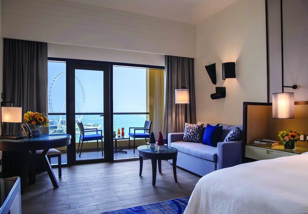 Amwaj Rotana, Jumeirah Beach - Dubai — Hotel rooms in Dubai