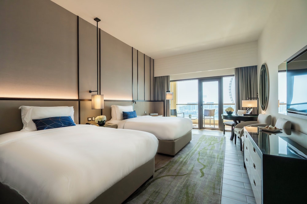 Amwaj Rotana, Jumeirah Beach - Dubai — Hotel rooms in Dubai