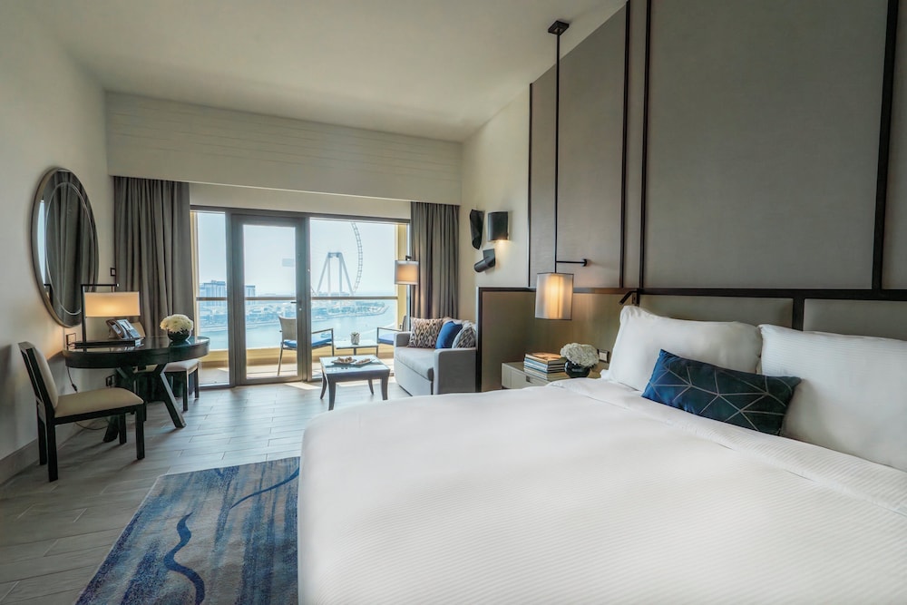 Amwaj Rotana, Jumeirah Beach - Dubai — Hotel rooms in Dubai