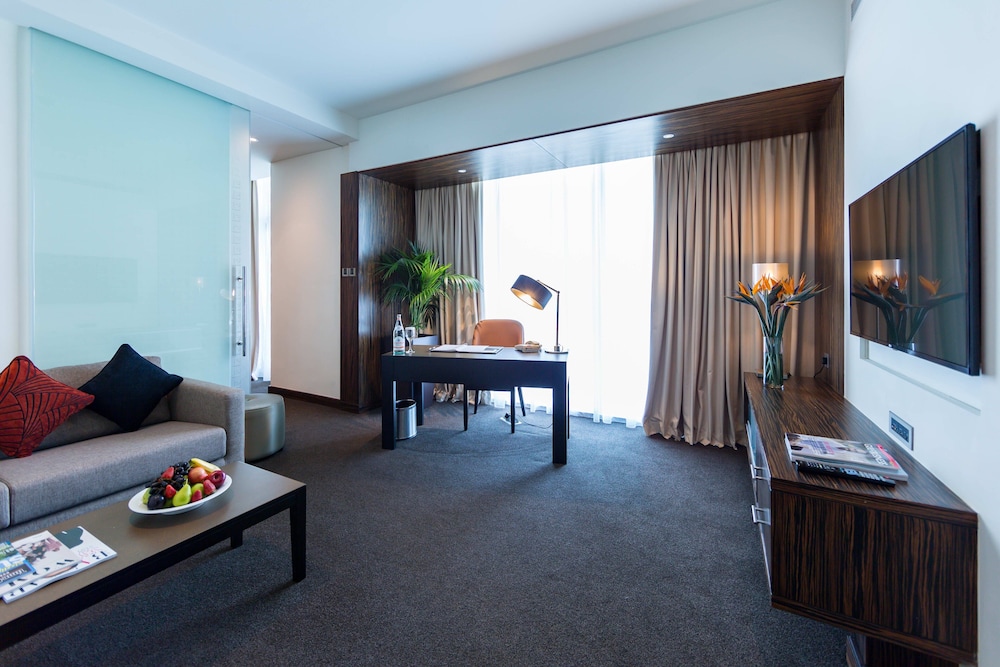 voco Bonnington Dubai by IHG — Hotel rooms in Dubai