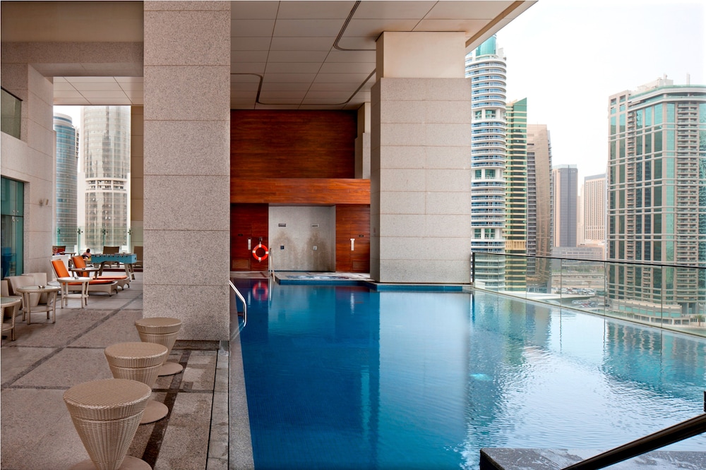 voco Bonnington Dubai by IHG — Swimming pool in Dubai