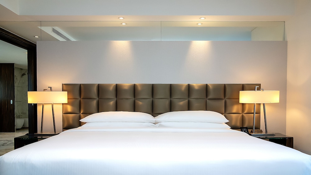 voco Bonnington Dubai by IHG — Hotel rooms in Dubai