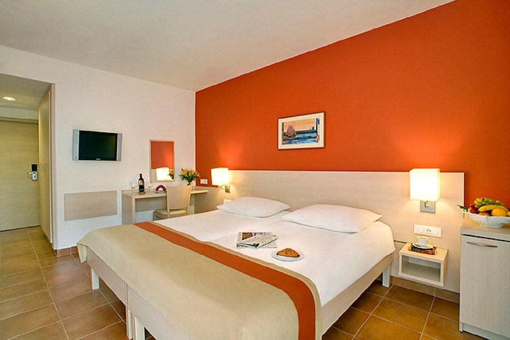 Valamar Tamaris Resort — Rooms in Tar, Istria