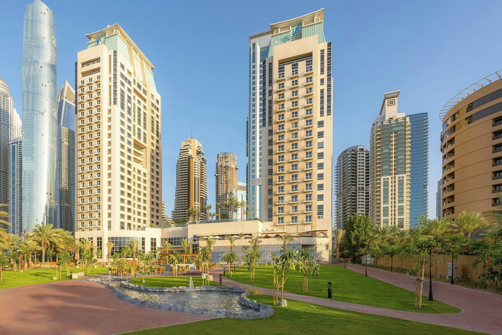 Al Habtoor Grand Resort, Autograph Collection® — Hotel building in Dubai