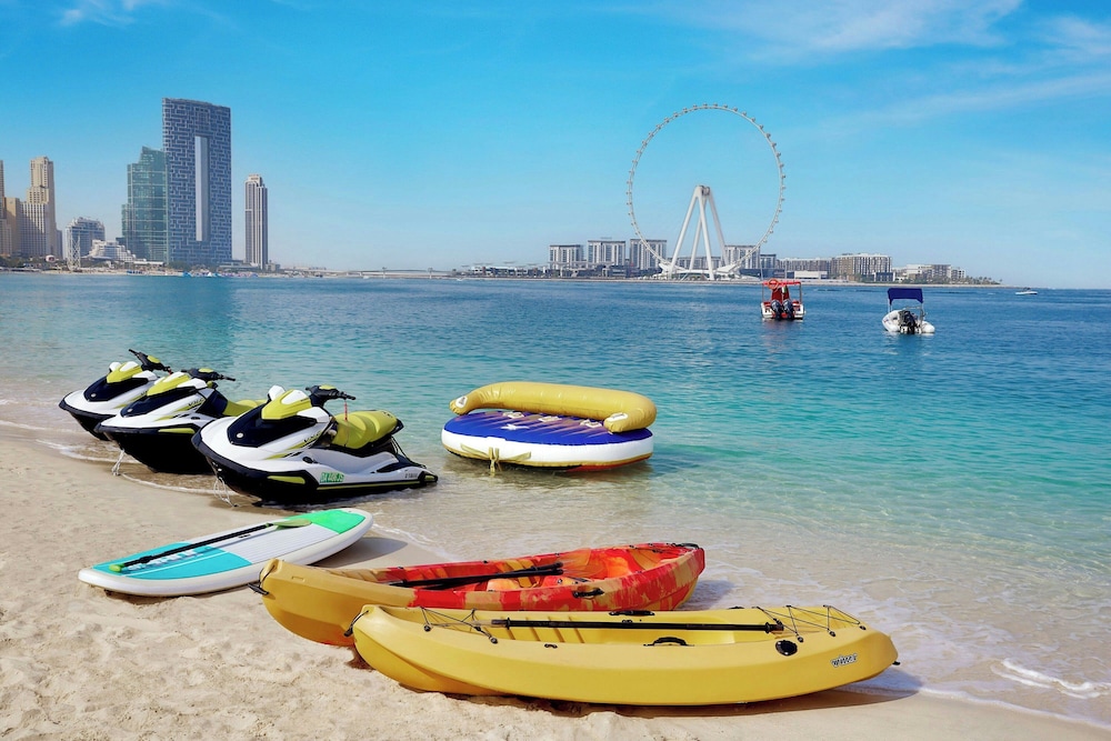 Al Habtoor Grand Resort, Autograph Collection® — Attractions in the area in Dubai