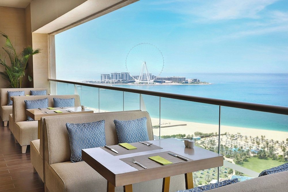 Al Habtoor Grand Resort, Autograph Collection® — Hotel rooms in Dubai