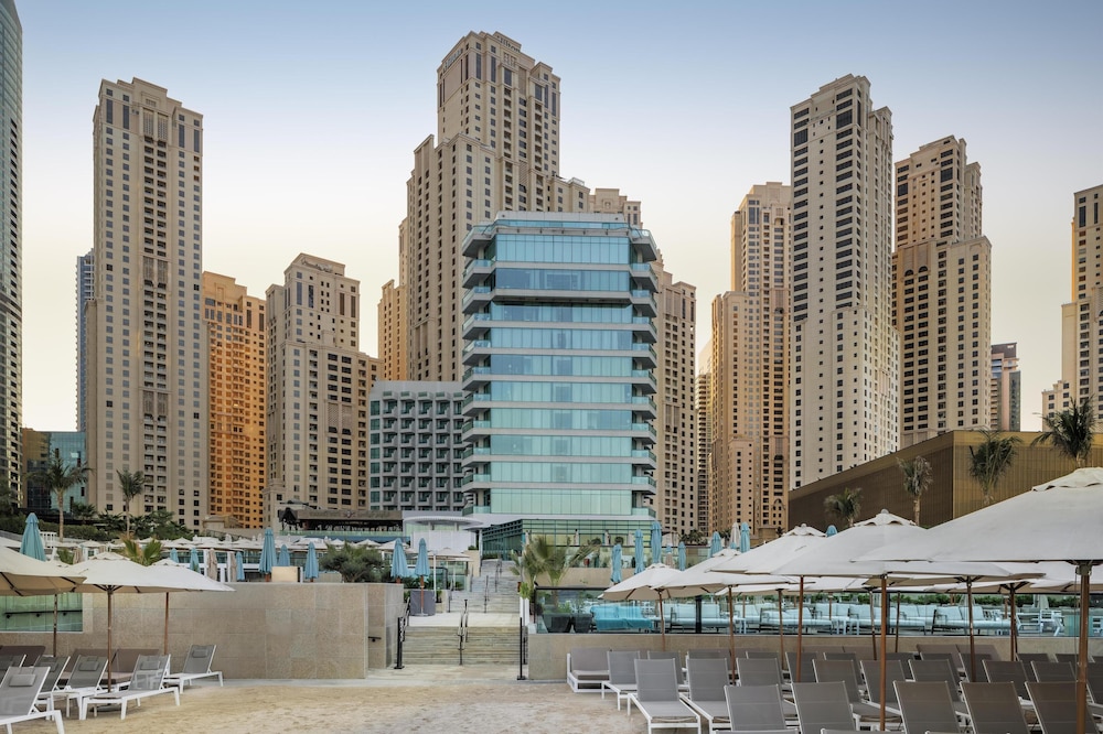 Hilton Dubai Jumeirah — Hotel building in Dubai