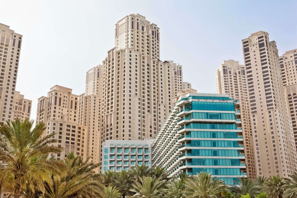 Hilton Dubai Jumeirah — Hotel building in Dubai