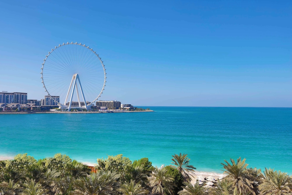 Hilton Dubai Jumeirah — Attractions in the area in Dubai