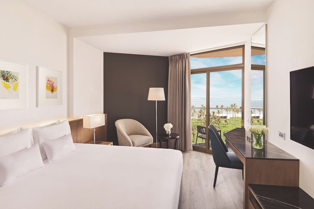 JA Beach Hotel, Dubai — Hotel rooms in Dubai