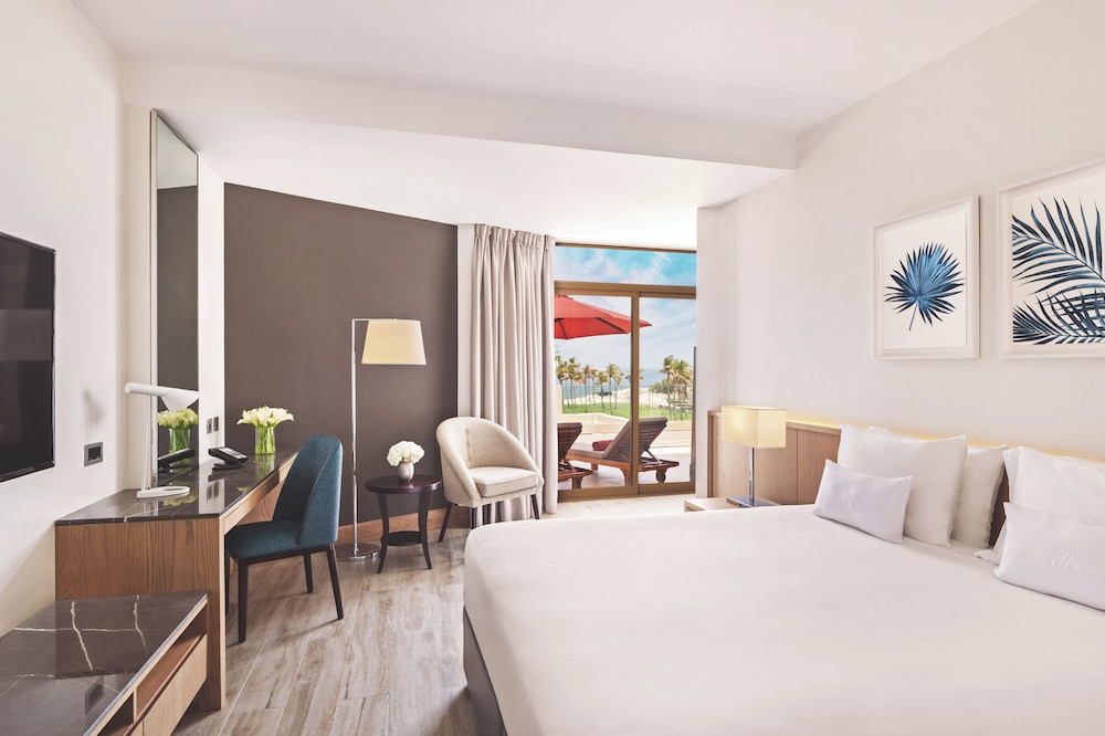 JA Beach Hotel, Dubai — Hotel rooms in Dubai