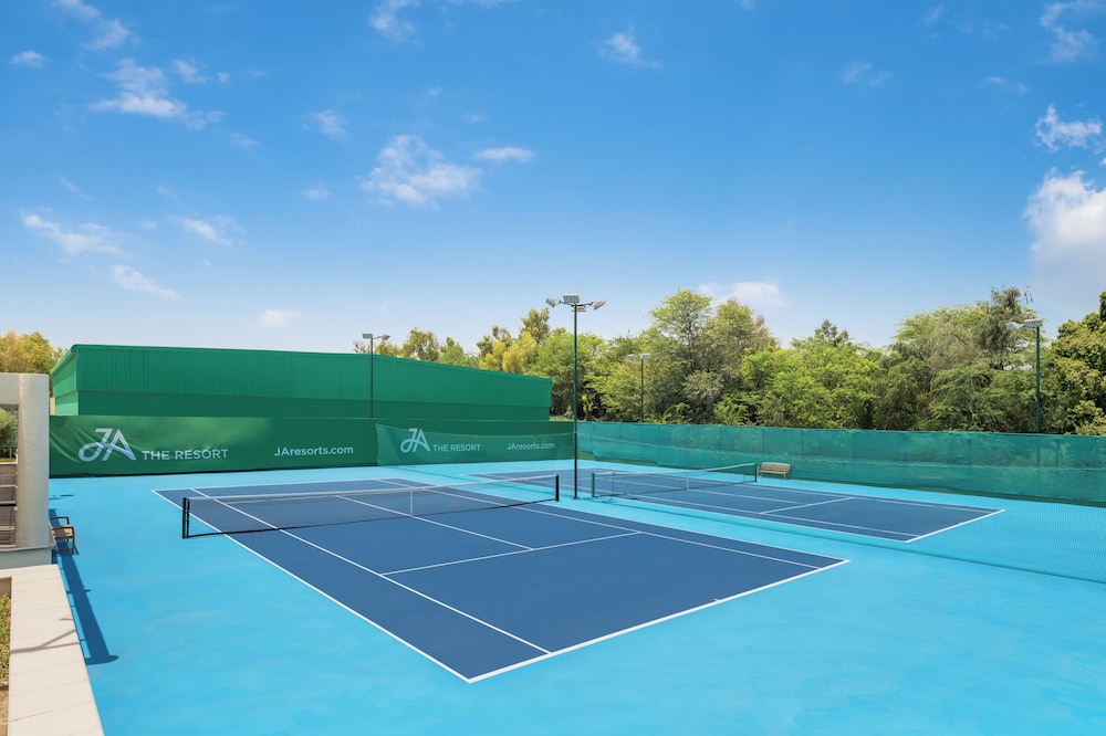 JA Beach Hotel, Dubai — Sports & recreation in Dubai