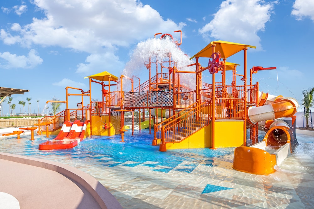 JA Beach Hotel, Dubai — Attractions for children in Dubai