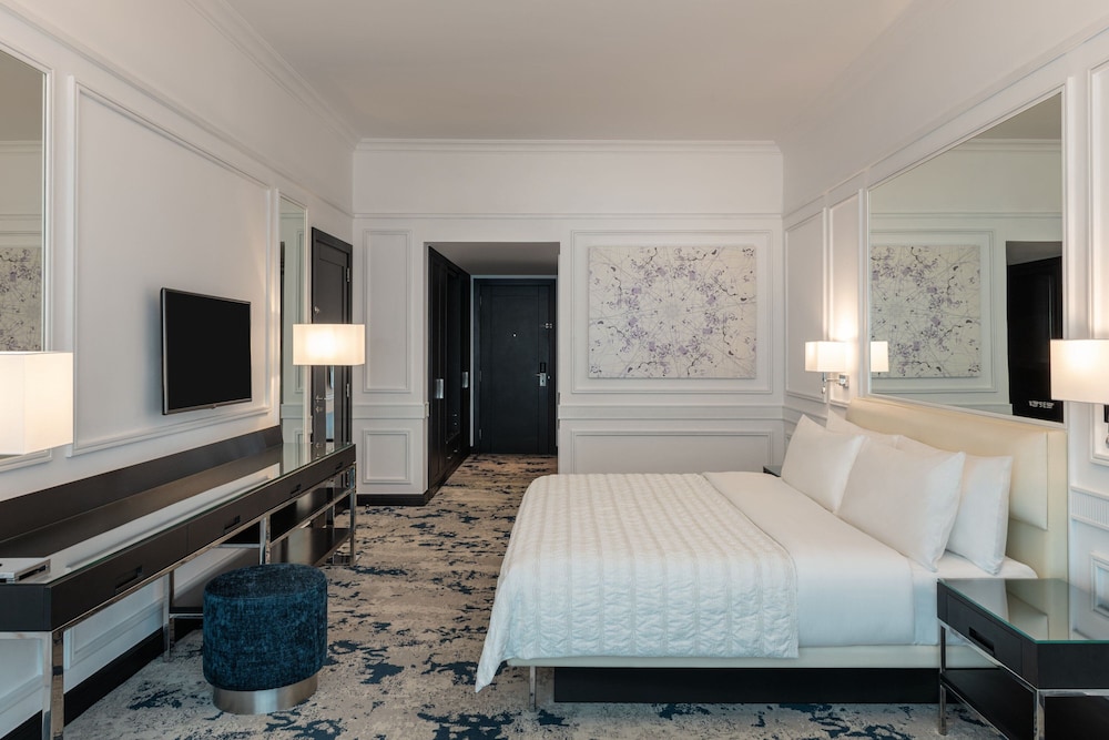 Le Méridien Mina Seyahi Beach Resort & Waterpark — Hotel rooms in Dubai