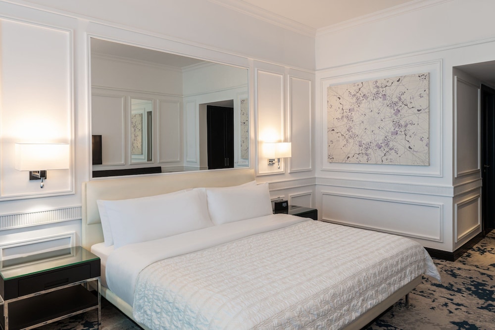 Le Méridien Mina Seyahi Beach Resort & Waterpark — Hotel rooms in Dubai