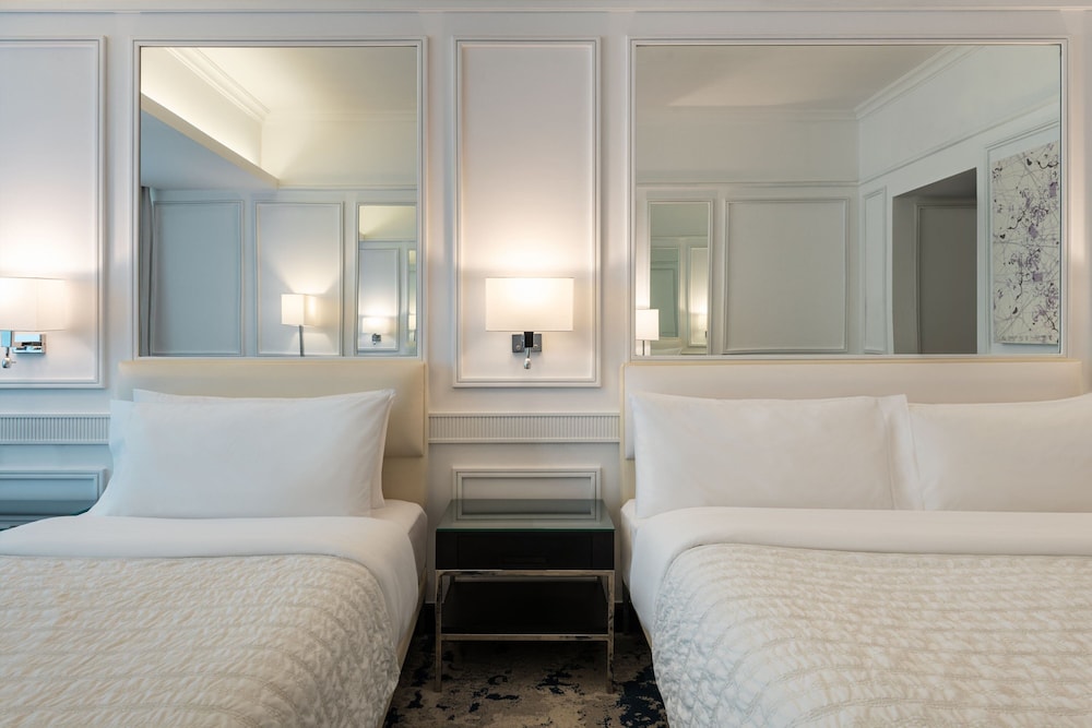 Le Méridien Mina Seyahi Beach Resort & Waterpark — Hotel rooms in Dubai