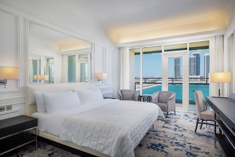 Le Méridien Mina Seyahi Beach Resort & Waterpark — Hotel rooms in Dubai