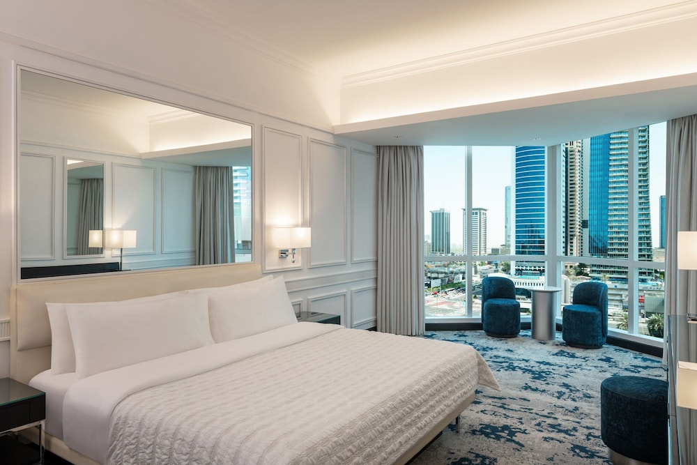 Le Méridien Mina Seyahi Beach Resort & Waterpark — Hotel rooms in Dubai
