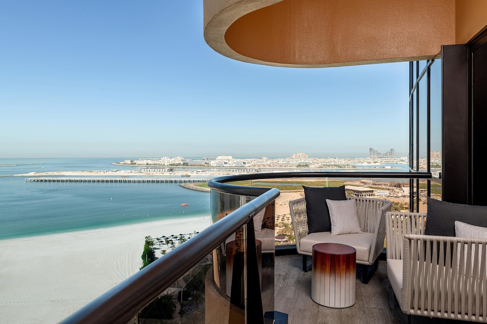Le Royal Meridien Beach Resort And Spa — Hotel rooms in Dubai
