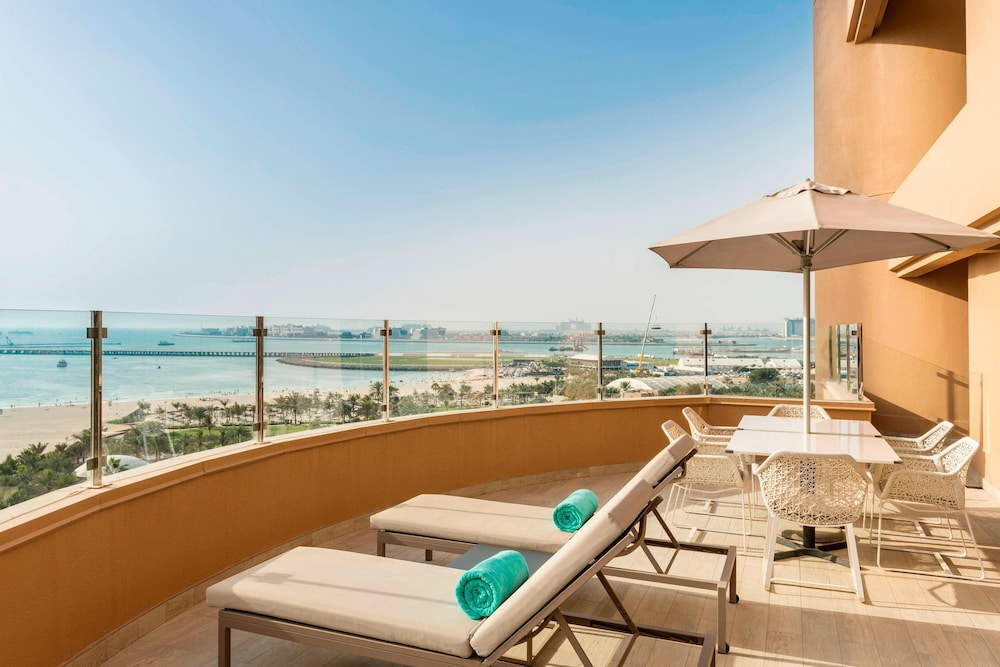 Le Royal Meridien Beach Resort And Spa — Hotel rooms in Dubai