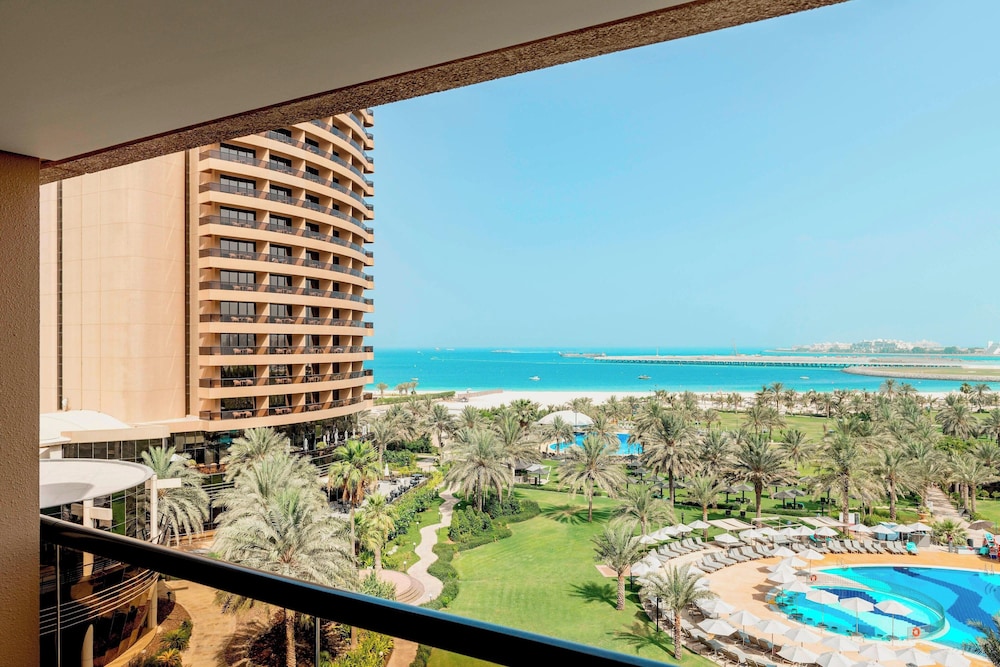 Le Royal Meridien Beach Resort And Spa — Beach in Dubai