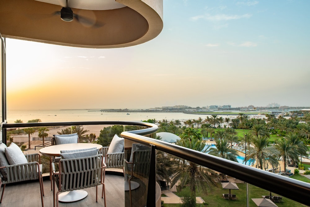 Le Royal Meridien Beach Resort And Spa — Hotel rooms in Dubai
