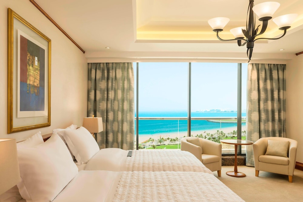 Le Royal Meridien Beach Resort And Spa — Hotel rooms in Dubai