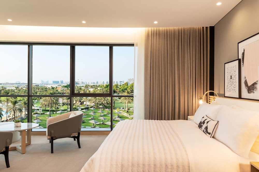Le Royal Meridien Beach Resort And Spa — Hotel rooms in Dubai