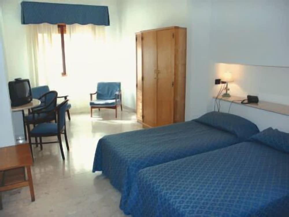 Hotel Vello d'Oro — Hotel rooms in Taormina, Sicily